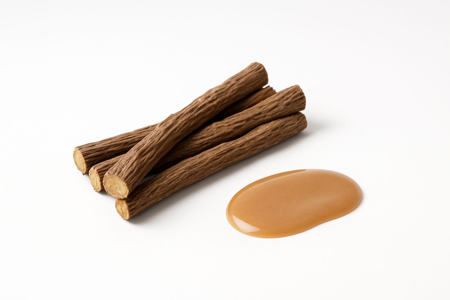 Close-up of Bearberry Extract on white background, Purecontour.